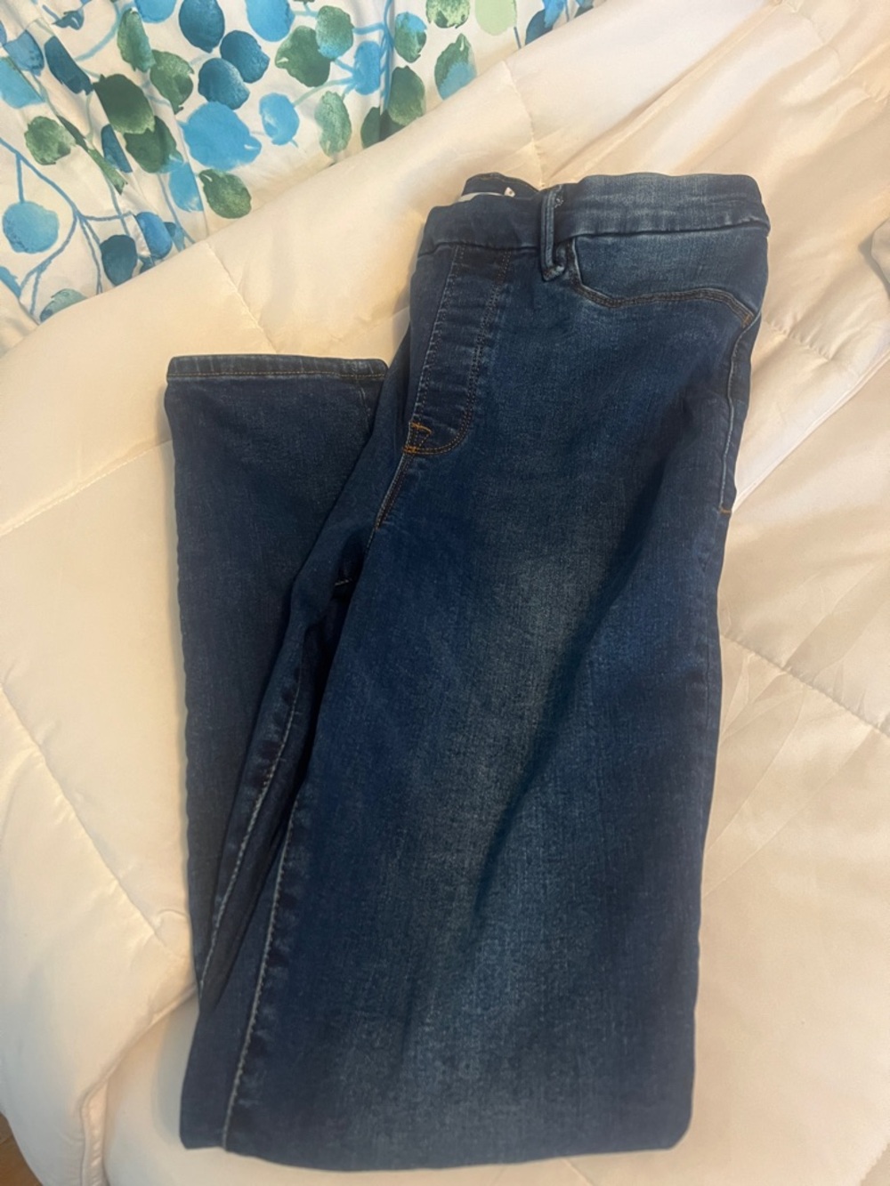 Good American Slim Straight Dark Blue Jeans